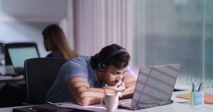 Réseaux sociaux et entreprises, nouveaux repères d’orientation professionnelle