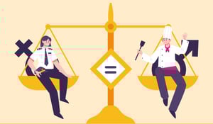 Egalité salariale - deux personnes sur une balance